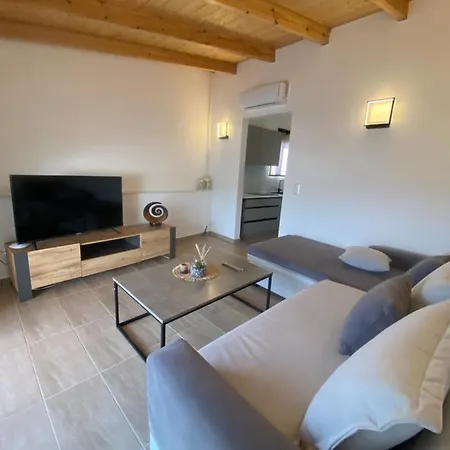 Medusa Luxury Finikounta