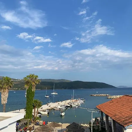 Medusa Luxury Finikounta